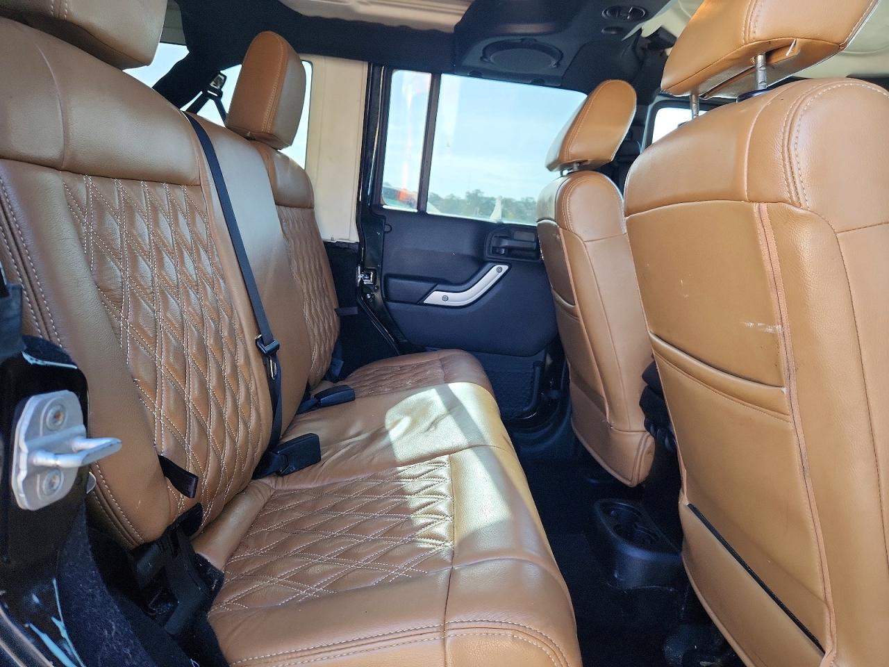 Jeep Wrangler Sahara