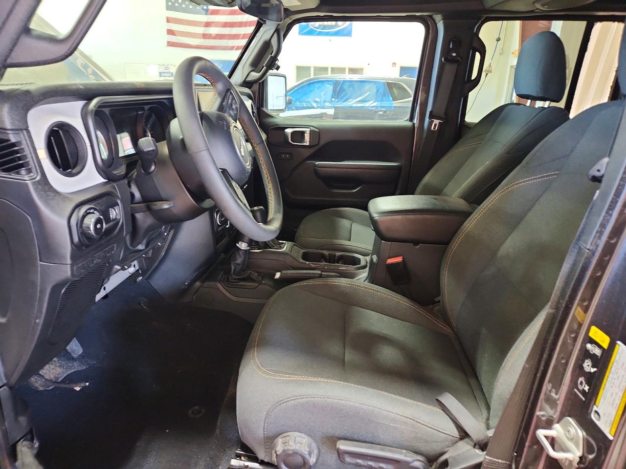 Jeep Wrangler Sport