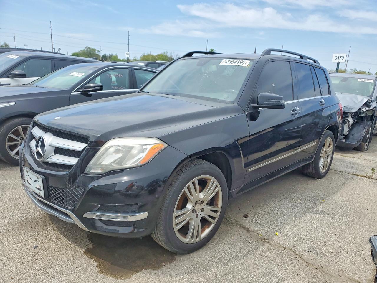 Salvage Mercedes-Benz GLK Image