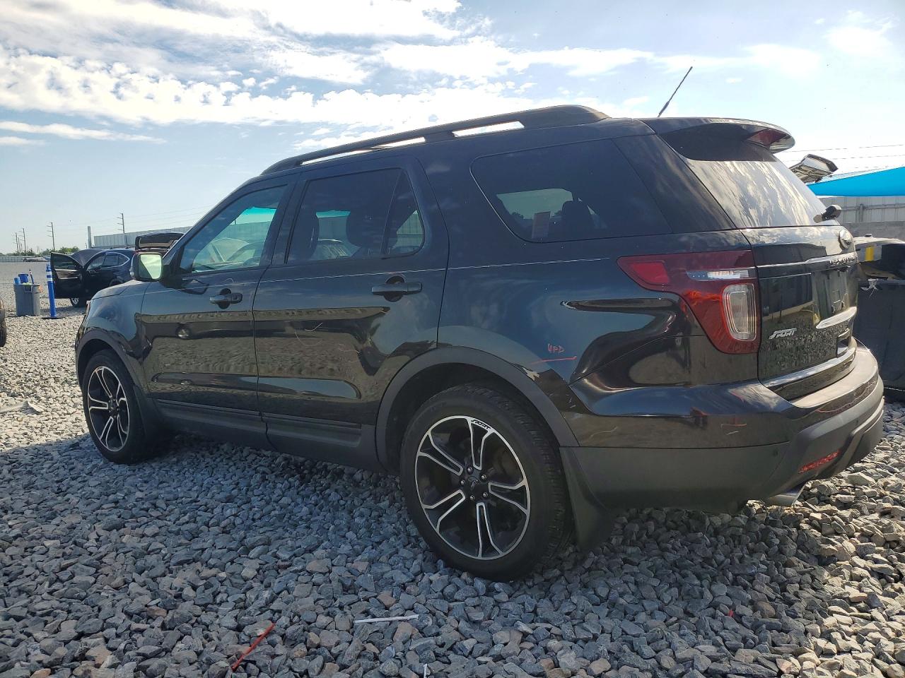 Ford Explorer Sport