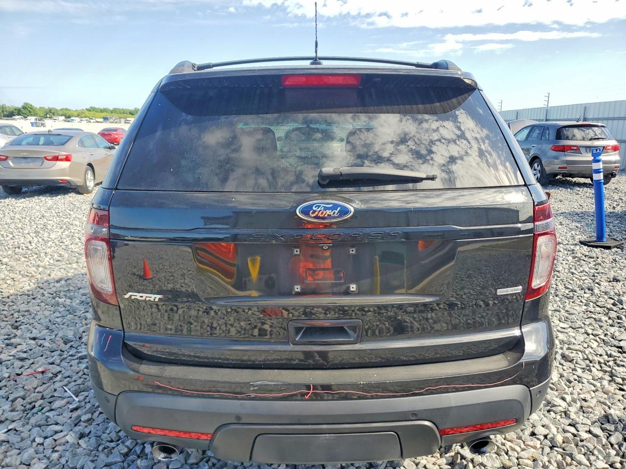 Ford Explorer Sport