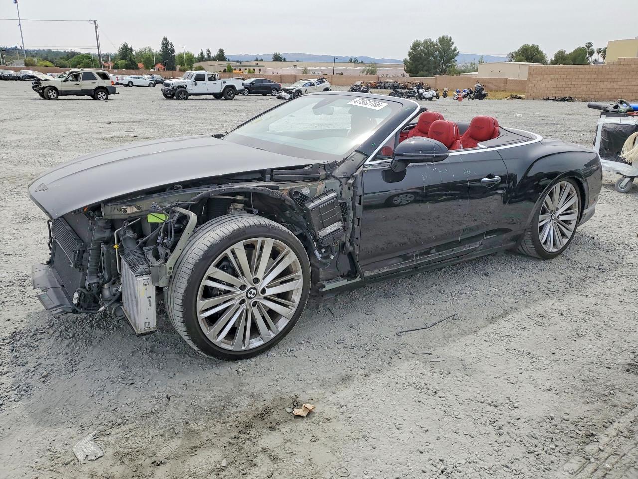 Salvage Bentley Continenta Image