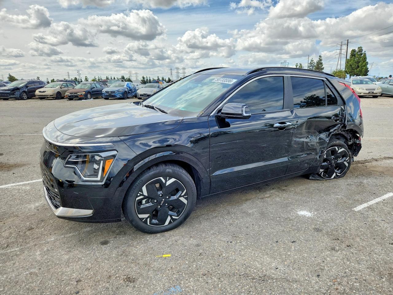 Salvage Kia Niro Image