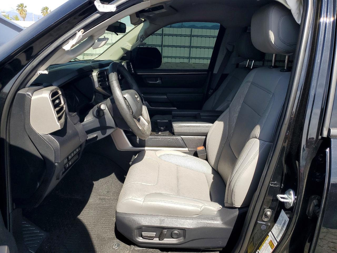 Toyota Tundra Sr5