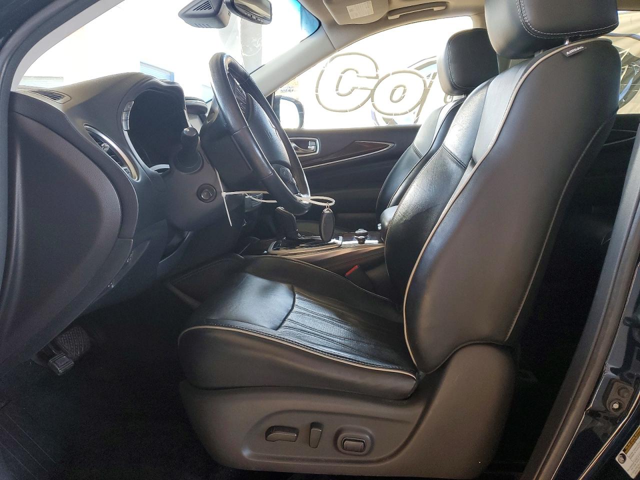 INFINITI Qx Base