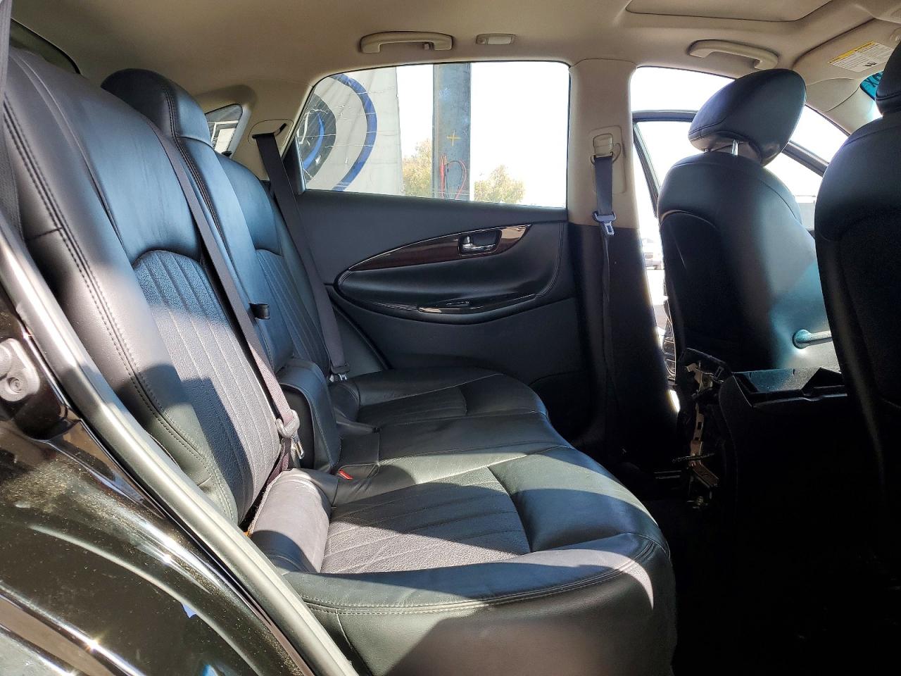 INFINITI Qx Base