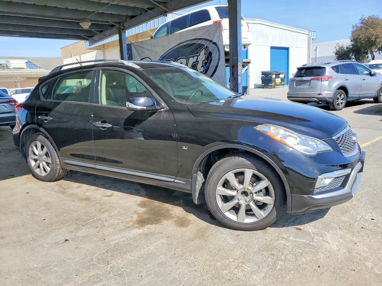 INFINITI Qx Base