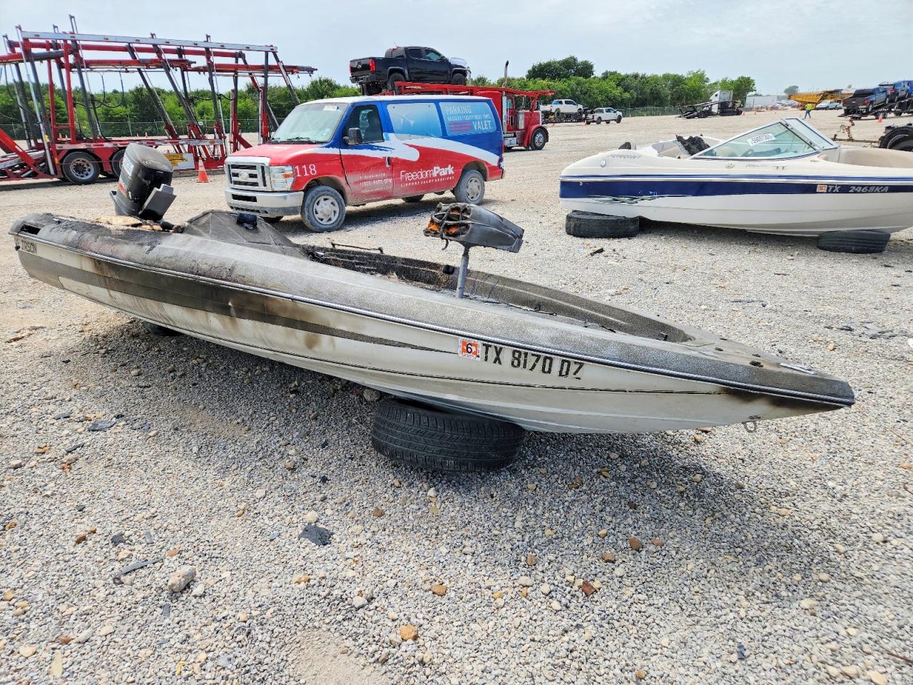 Salvage Mariner Boat Image