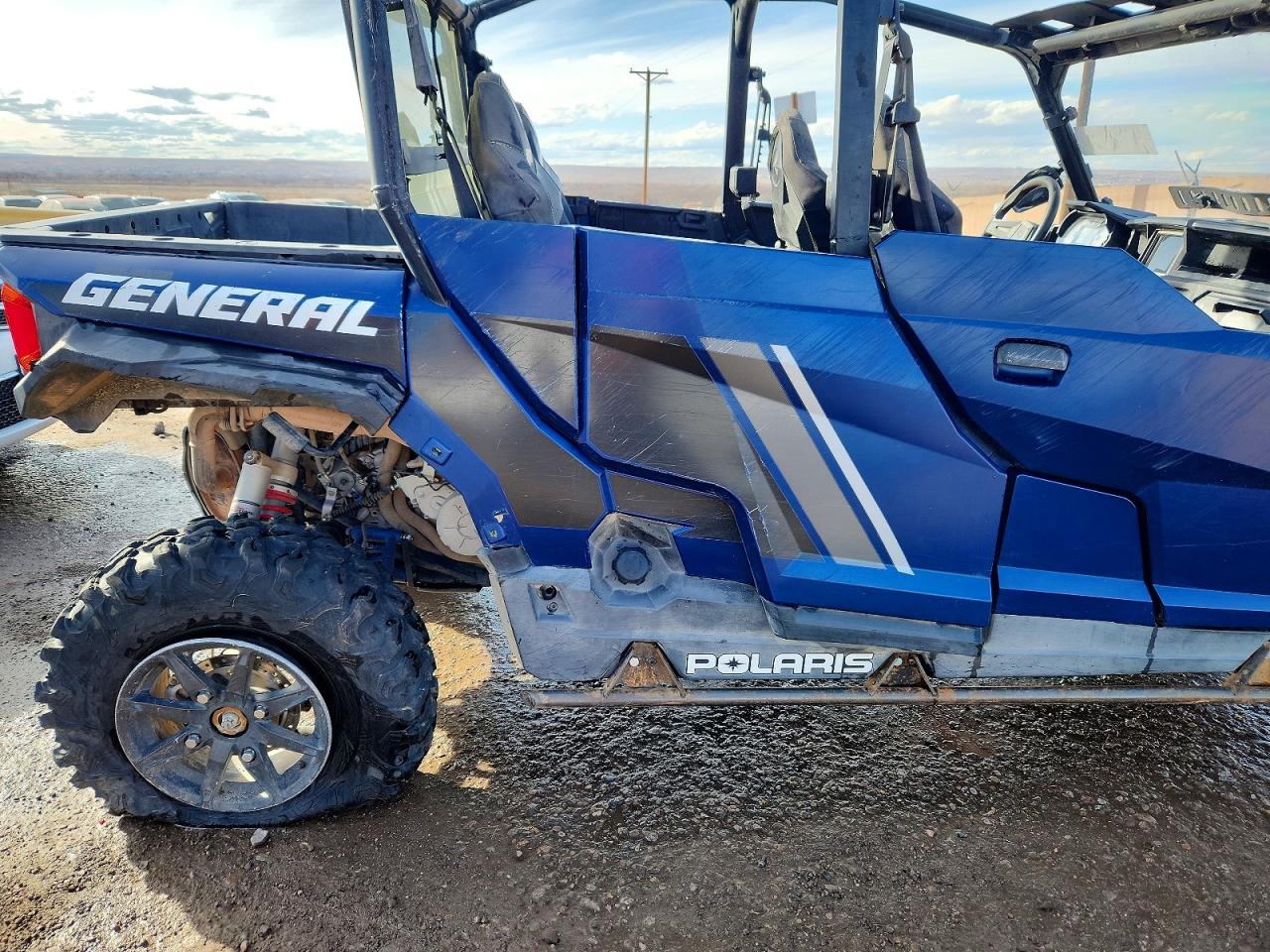 Polaris General Xp 4 1000 Deluxe Ride Command