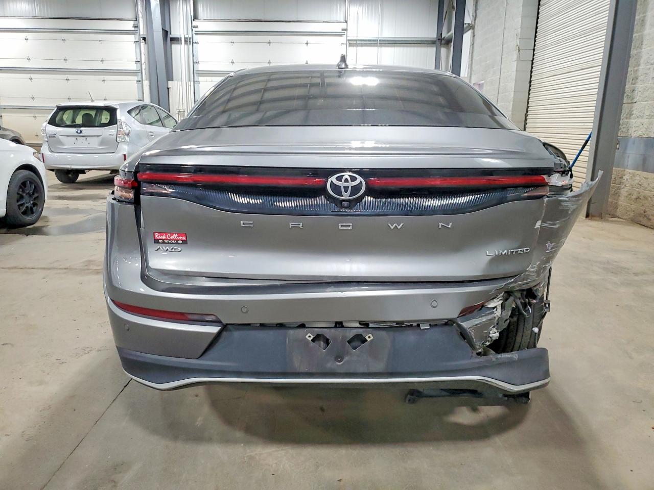 Toyota Crown Limi Limited