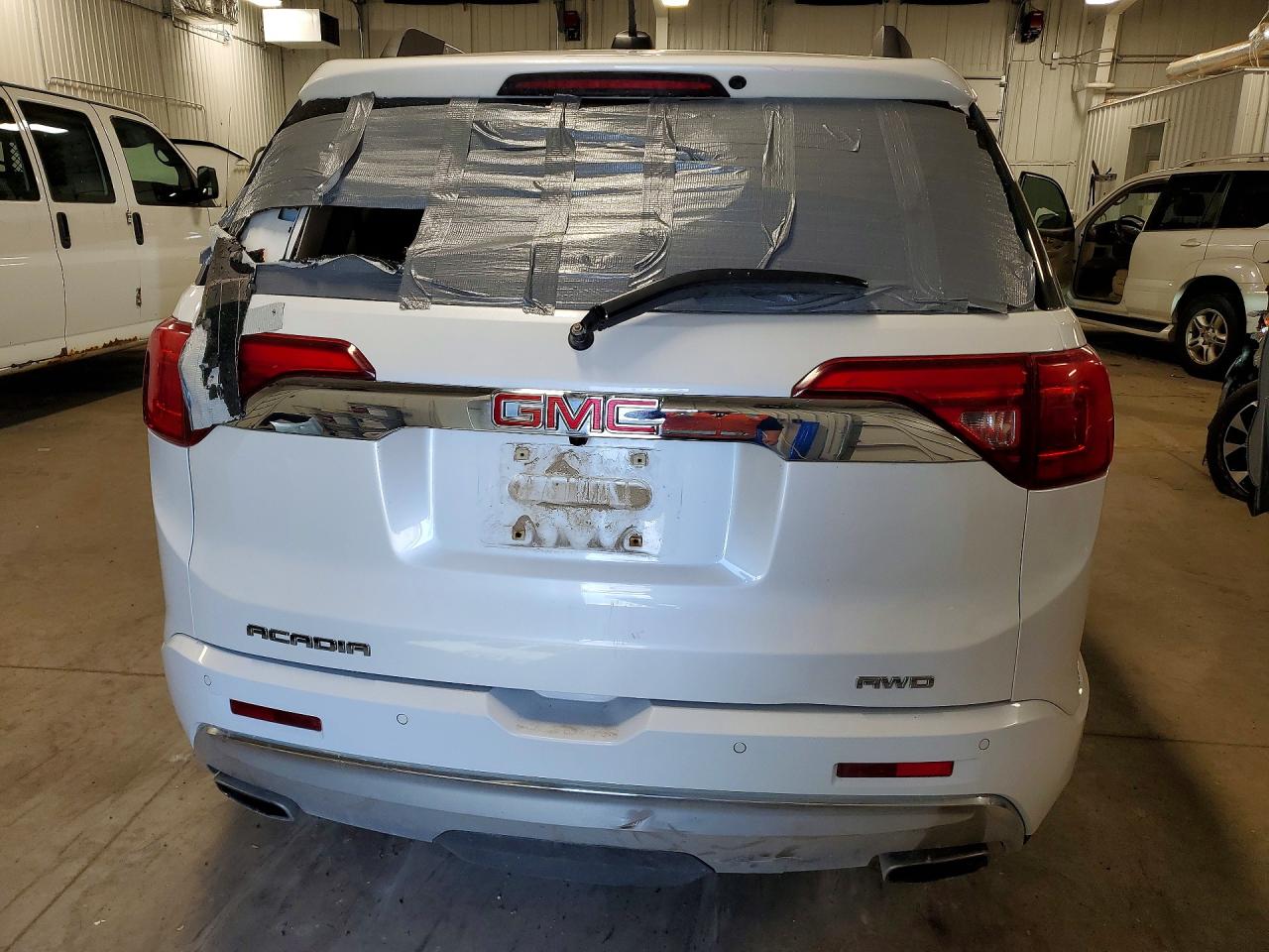 GMC Acadia Denali