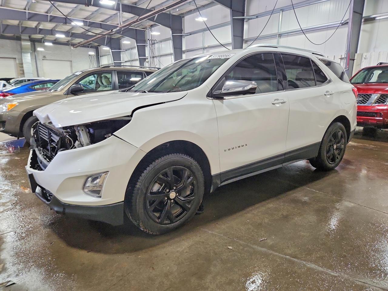 Salvage Chevrolet Equinox Image