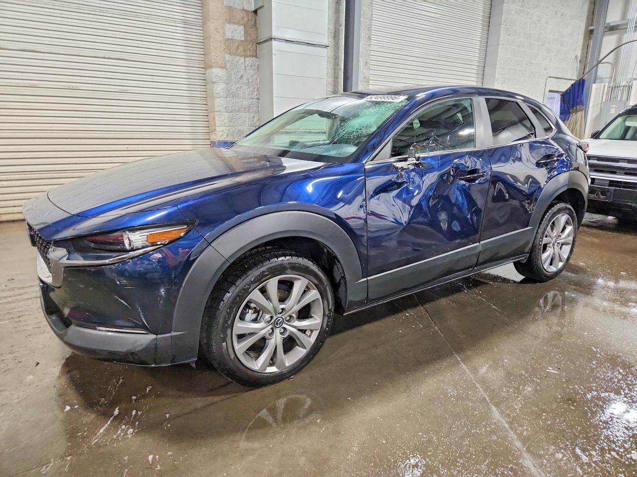 Salvage Mazda Cx Image