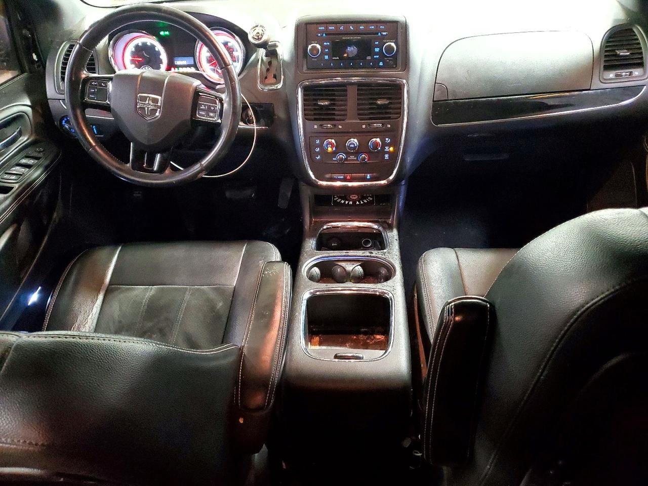 Dodge Caravan Sxt