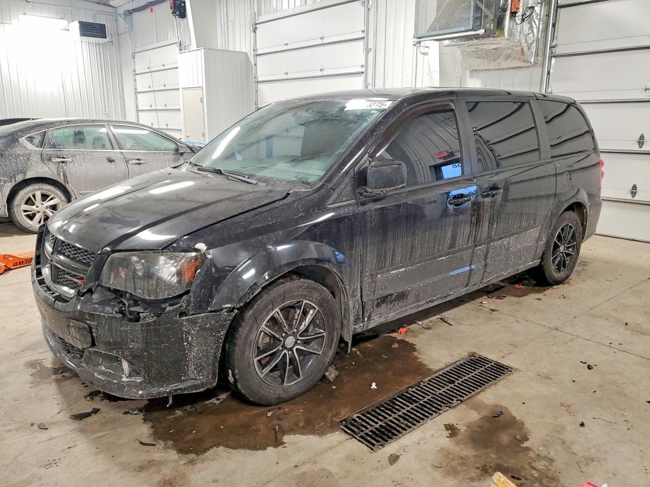 Salvage Dodge Caravan Image