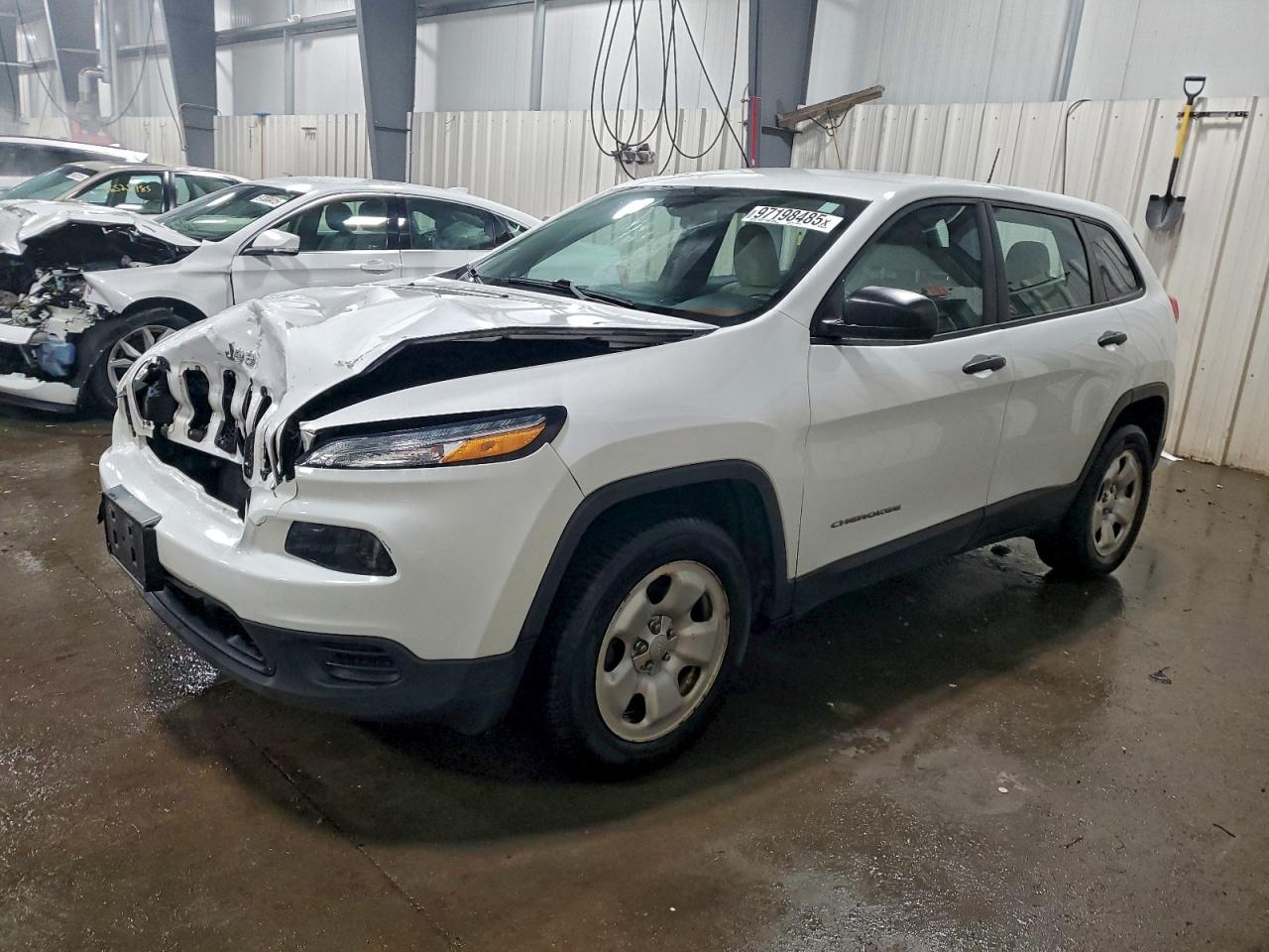 Salvage Jeep Cherokee Image