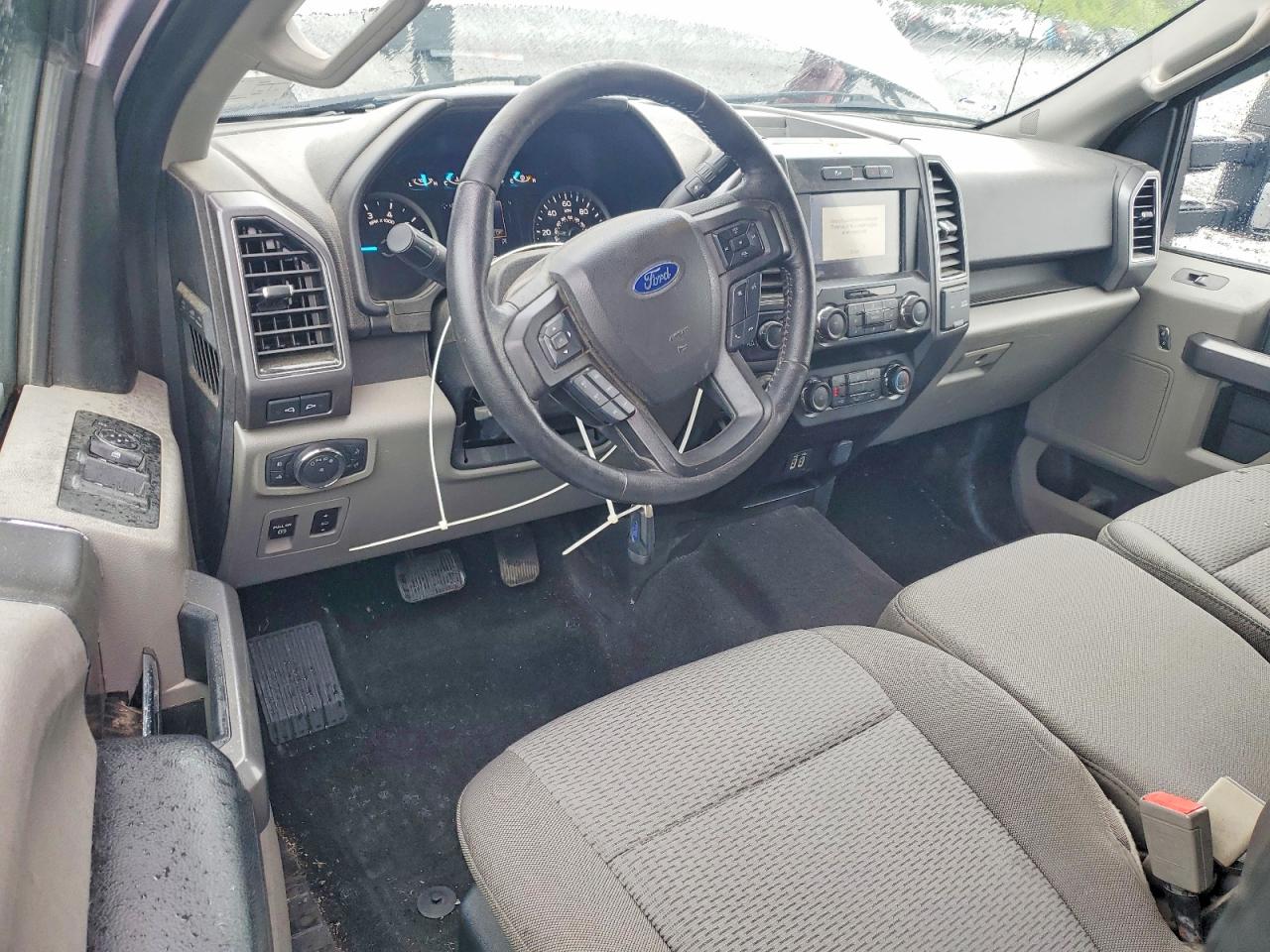 Ford F-150 Super Cab