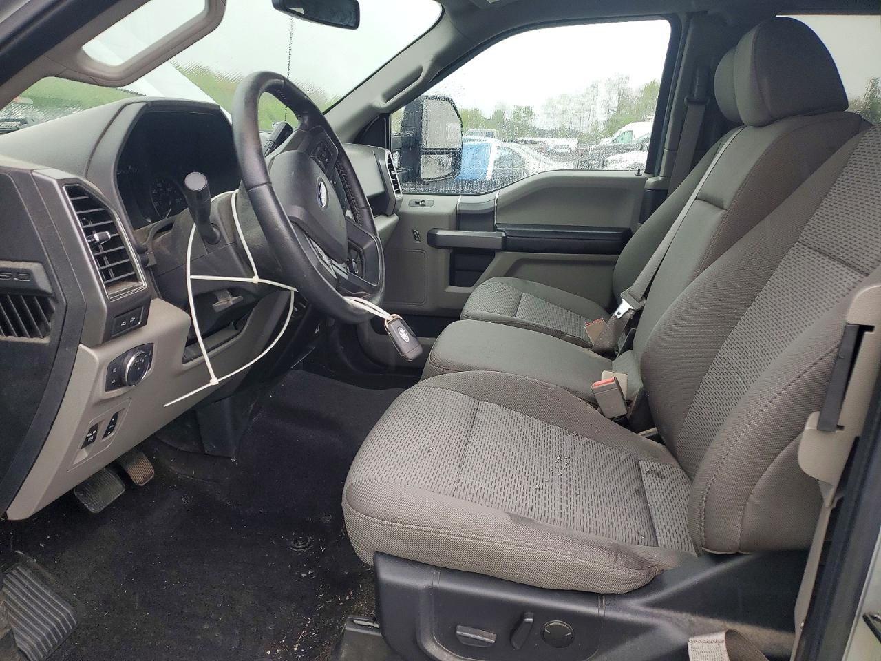Ford F-150 Super Cab