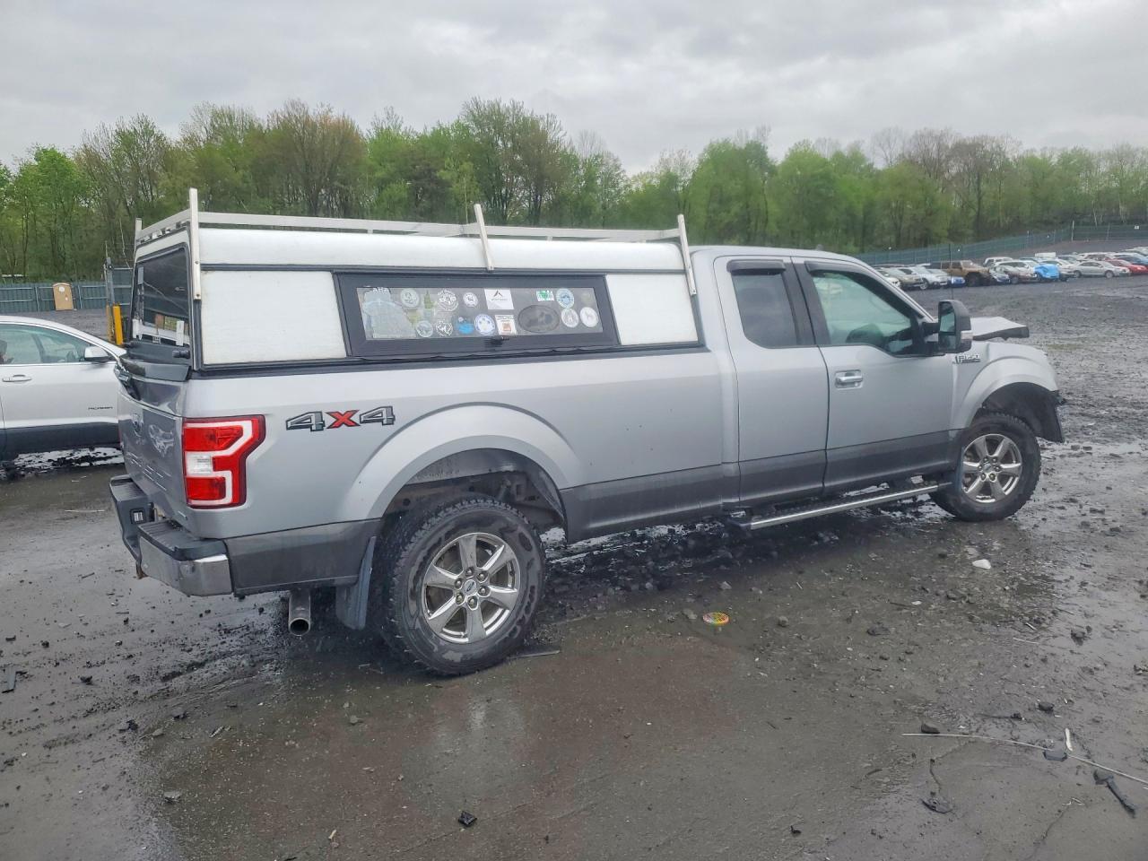 Ford F-150 Super Cab