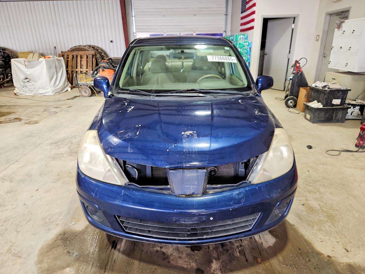 Nissan Versa S