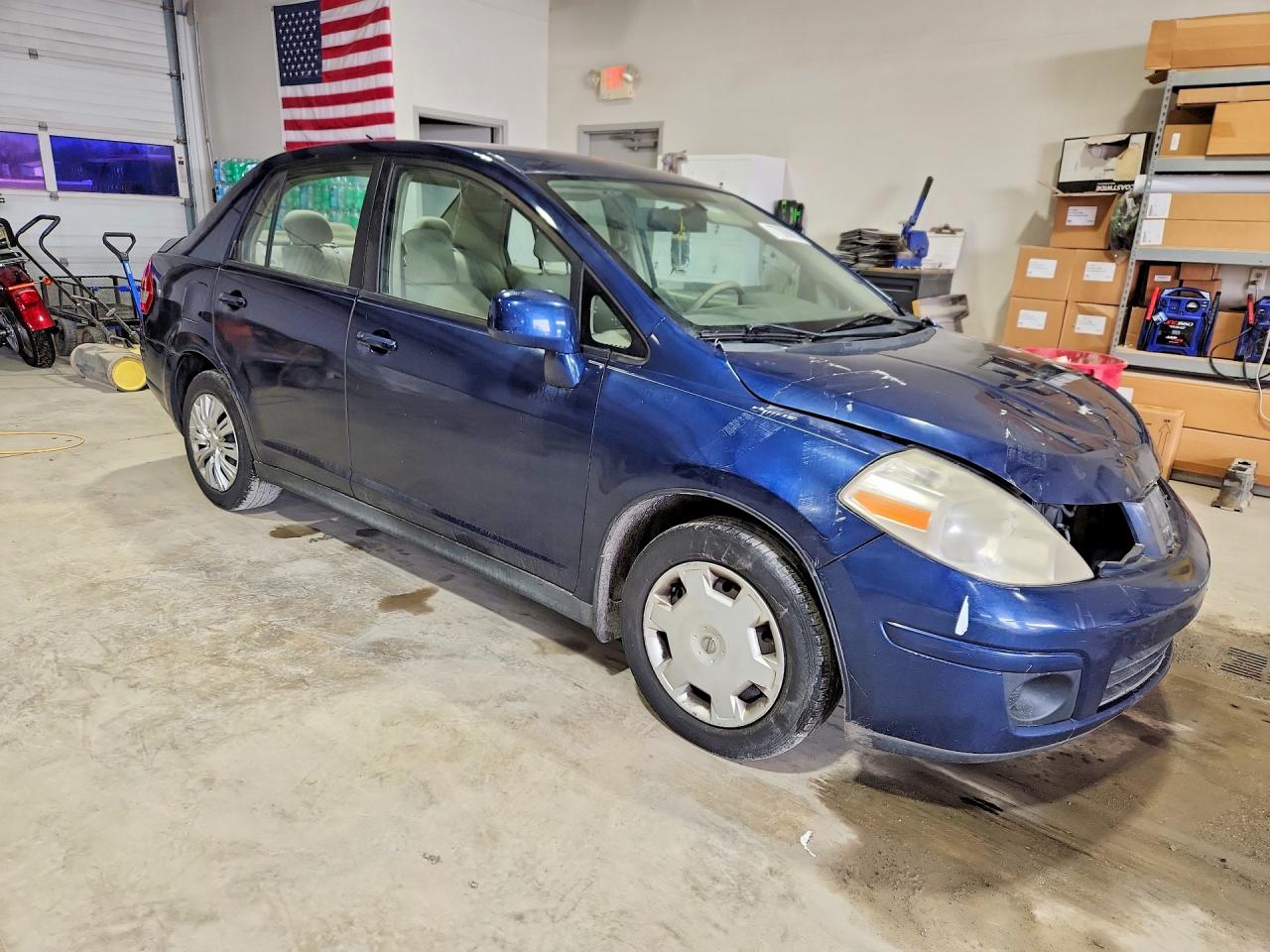 Nissan Versa S