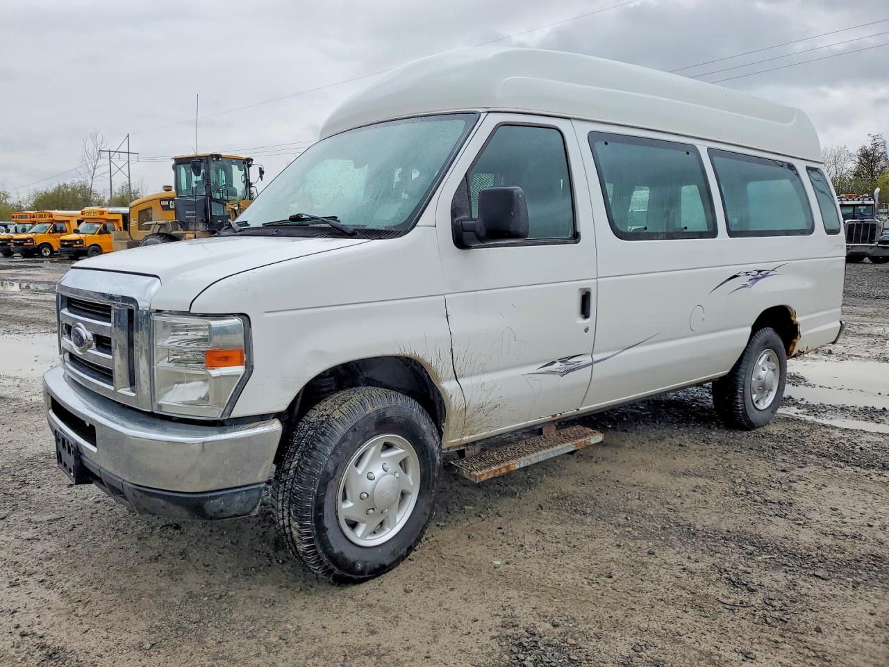 Salvage Ford Econoline Image