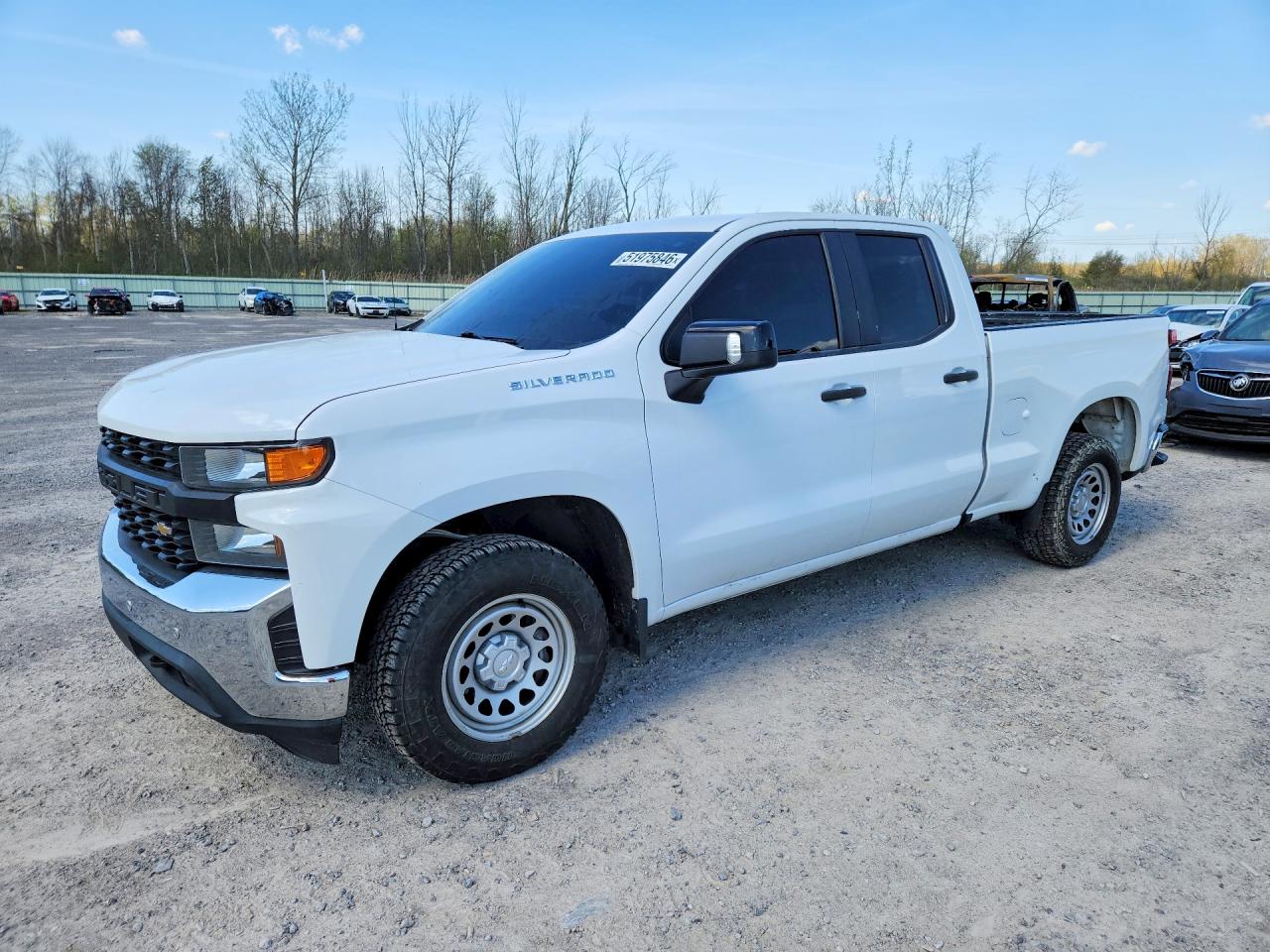 Salvage Chevrolet Silverado Image