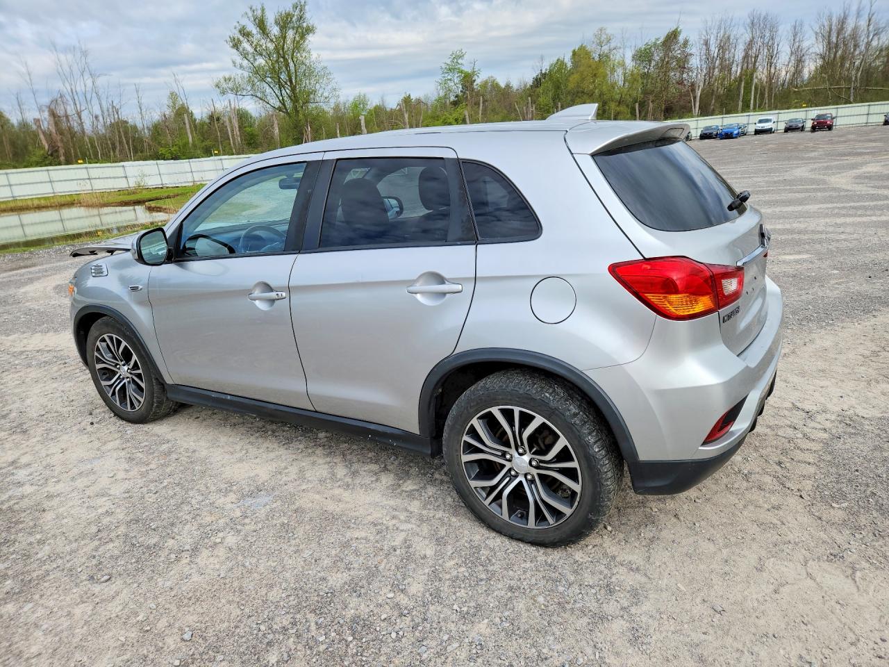 Mitsubishi Outlander Es