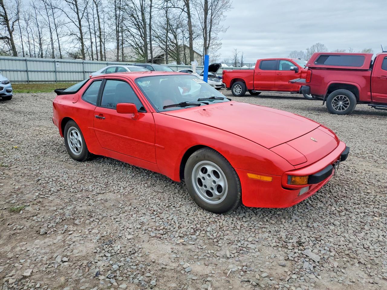 Porsche 944