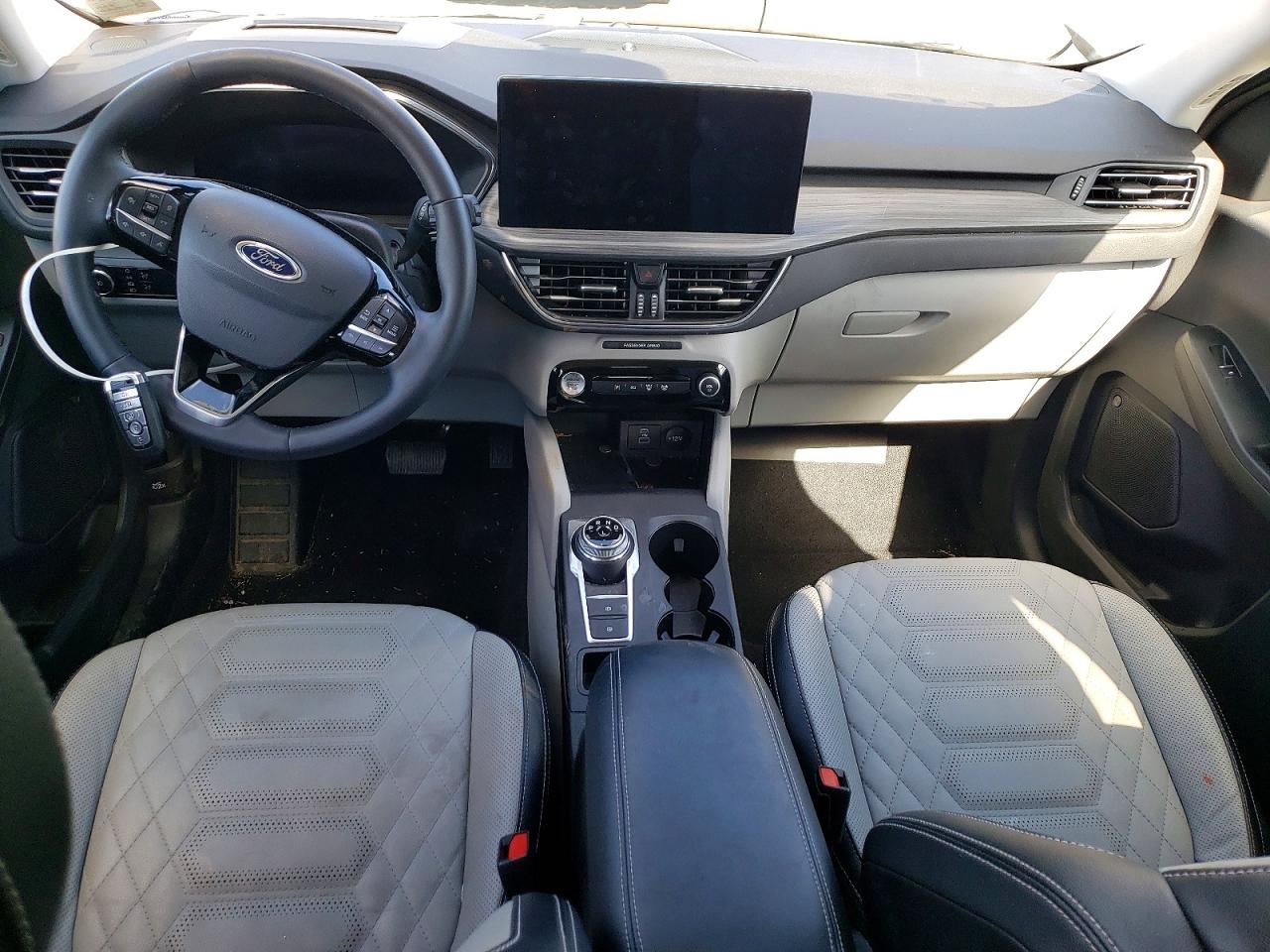 Ford Escape Platinum