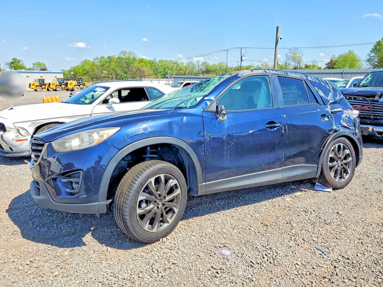 Salvage Mazda Cx Image
