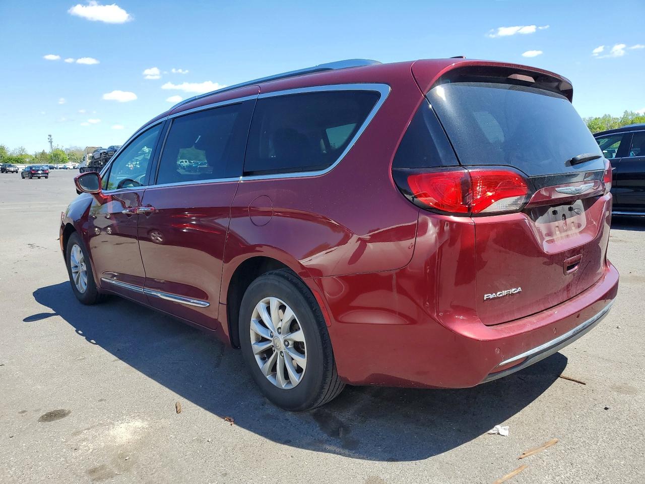Chrysler Pacifica Touring L
