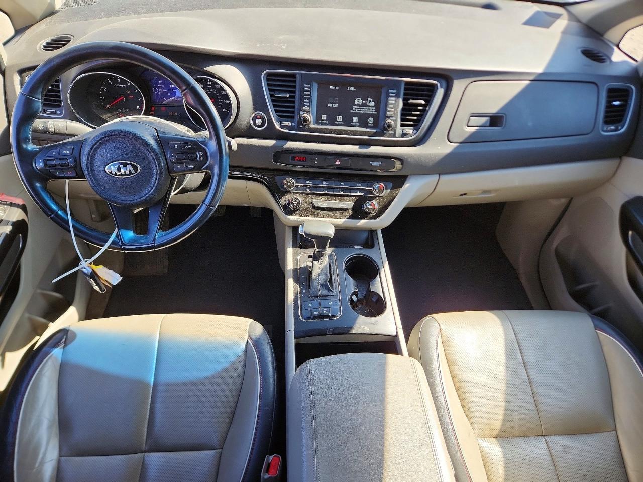 Kia Sedona Lx