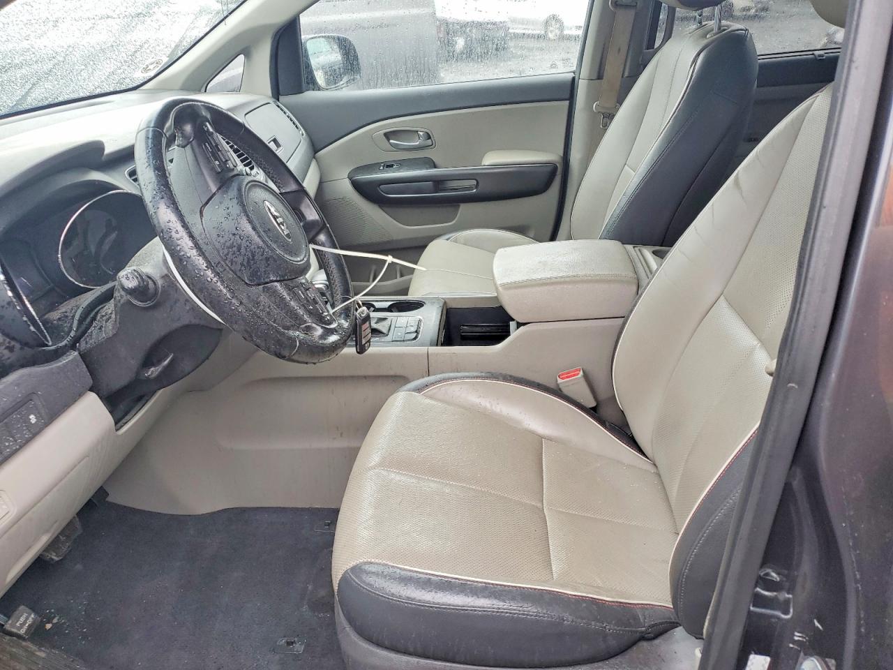 Kia Sedona Lx