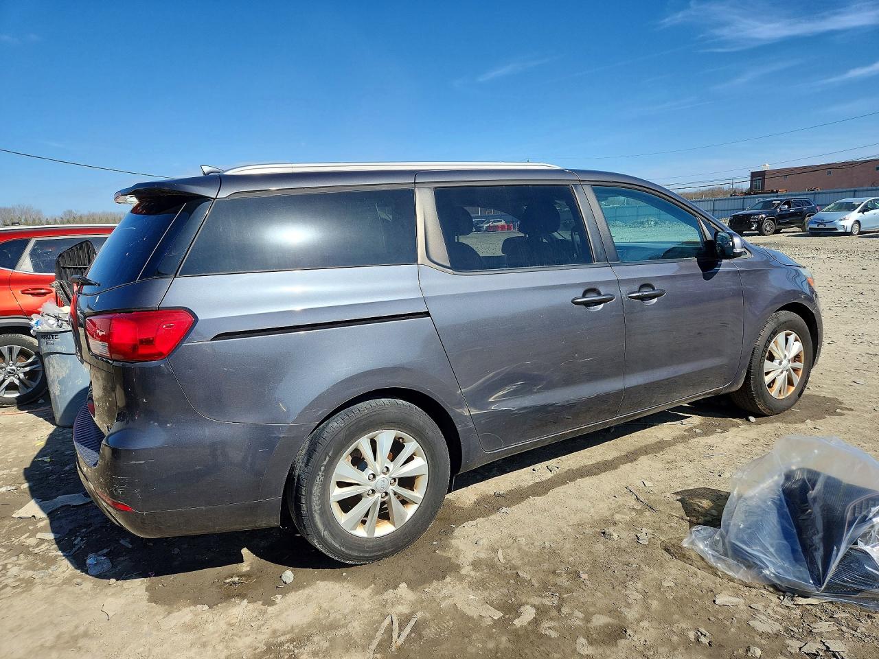 Kia Sedona Lx