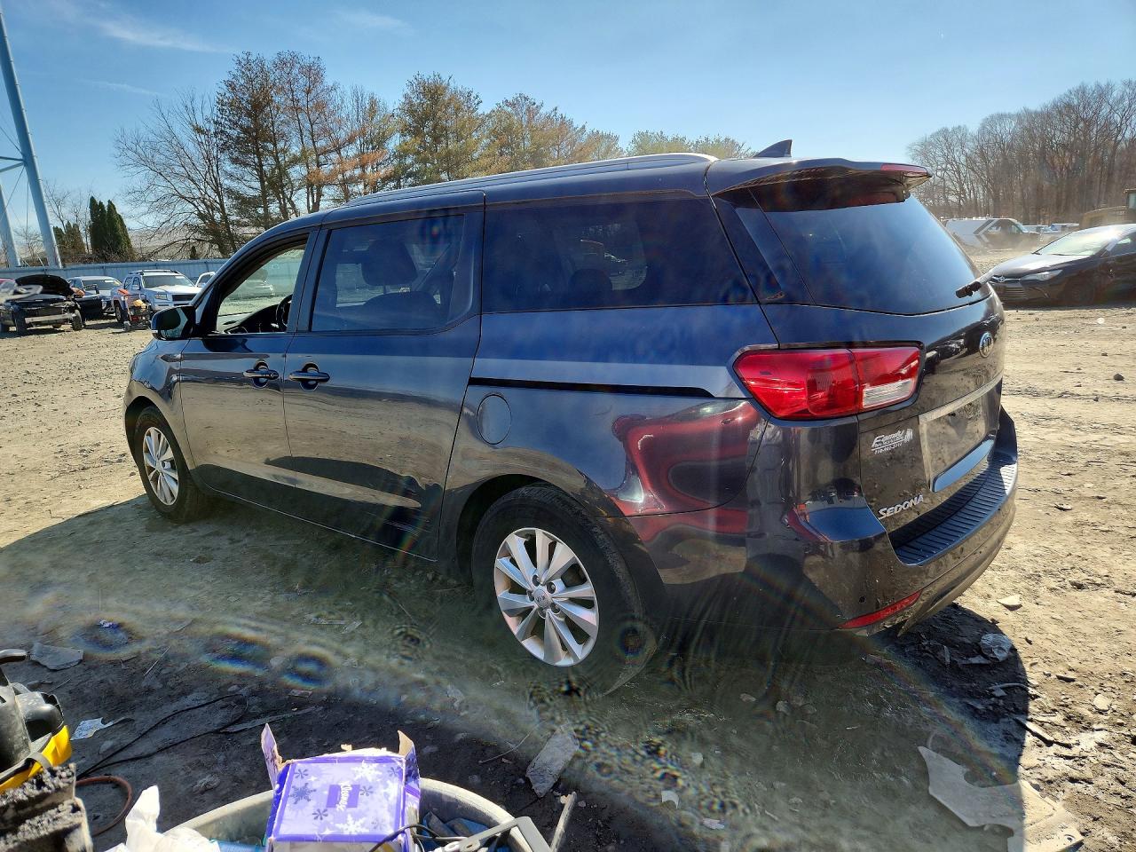 Kia Sedona Lx