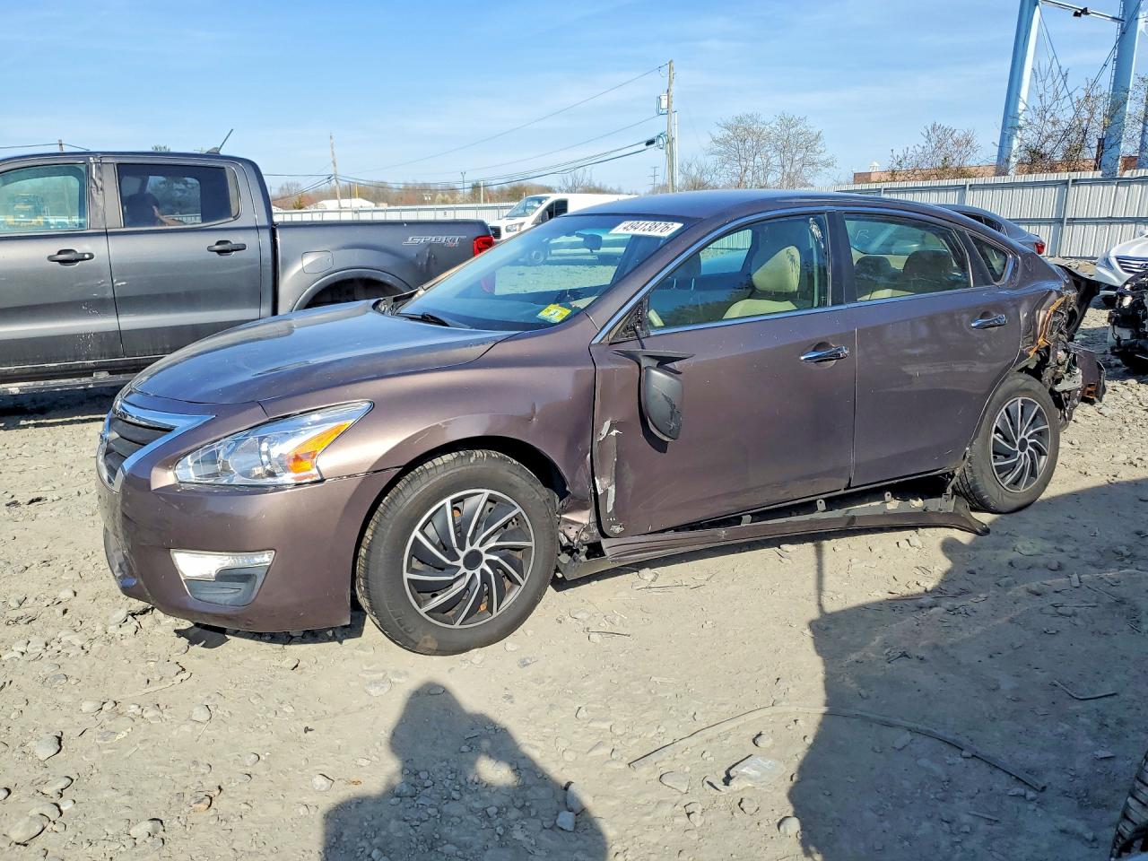 Salvage Nissan Altima Image
