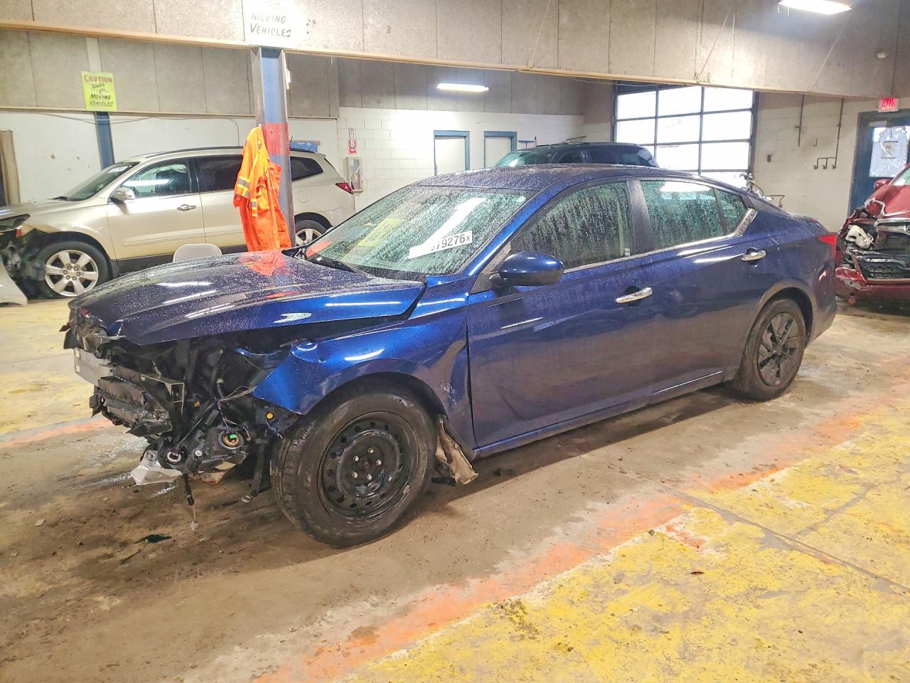 Salvage Nissan Altima Image