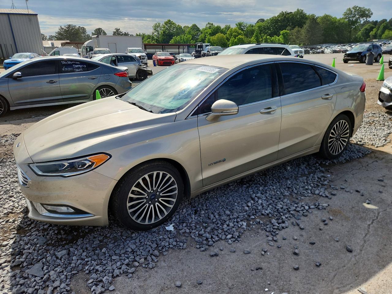 Salvage Ford Fusion Image