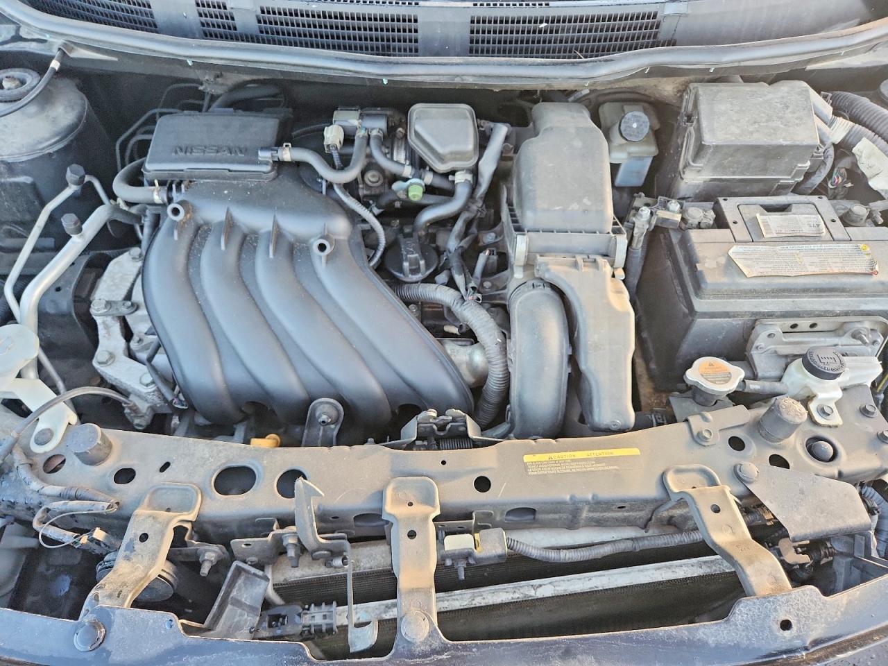 Nissan Versa 1.6 S