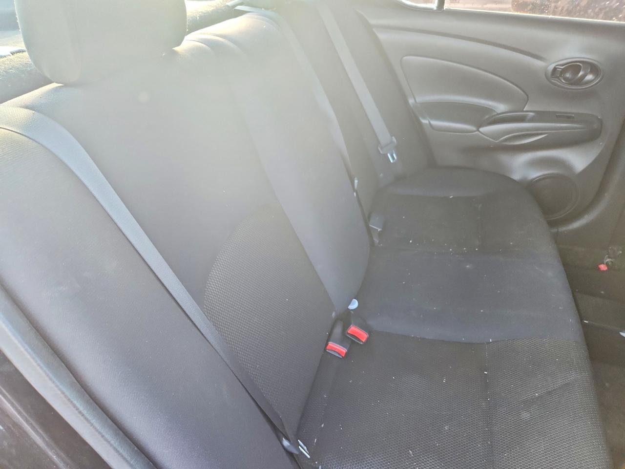 Nissan Versa 1.6 S