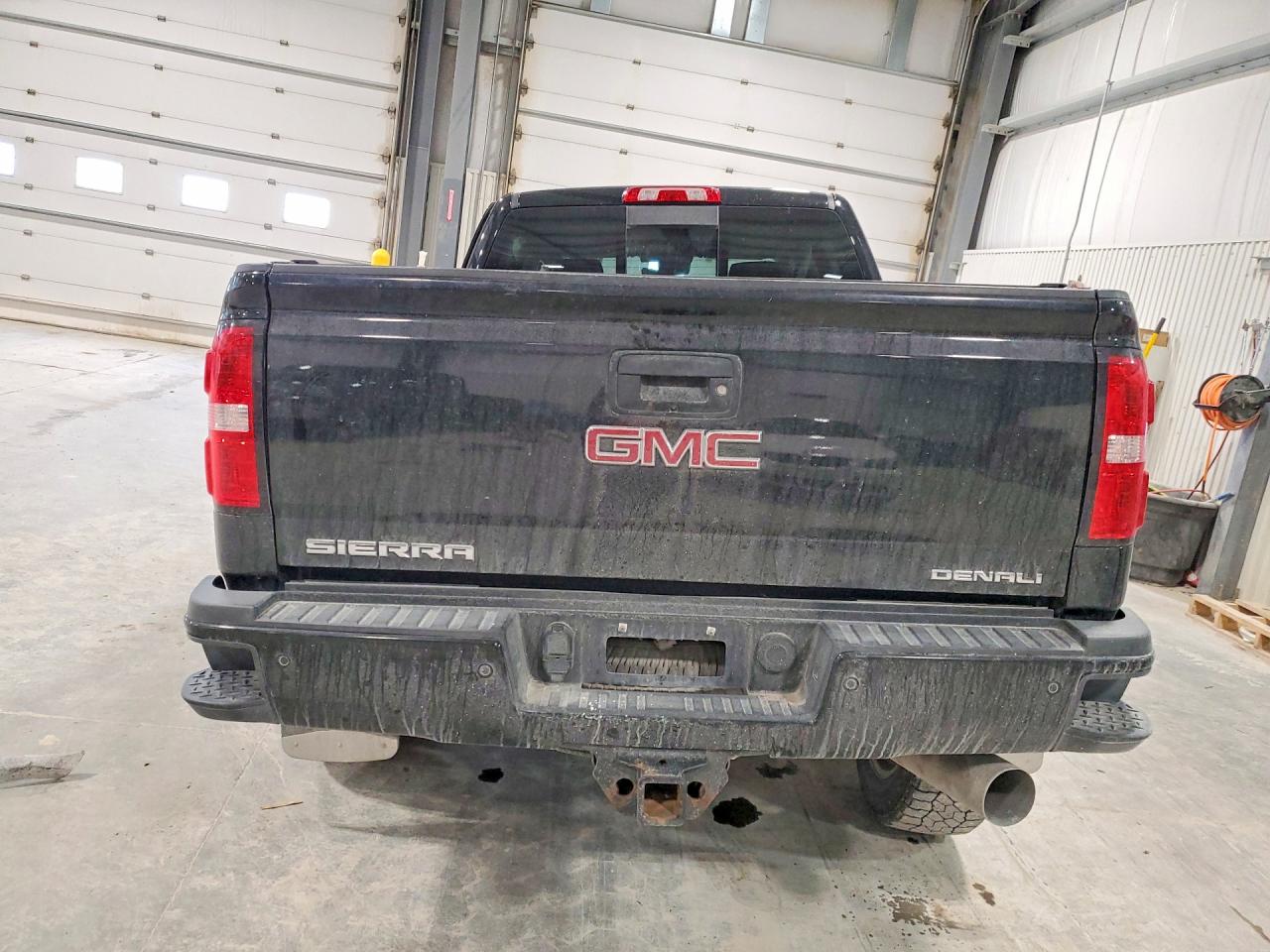 GMC Sierra K2500 Denali
