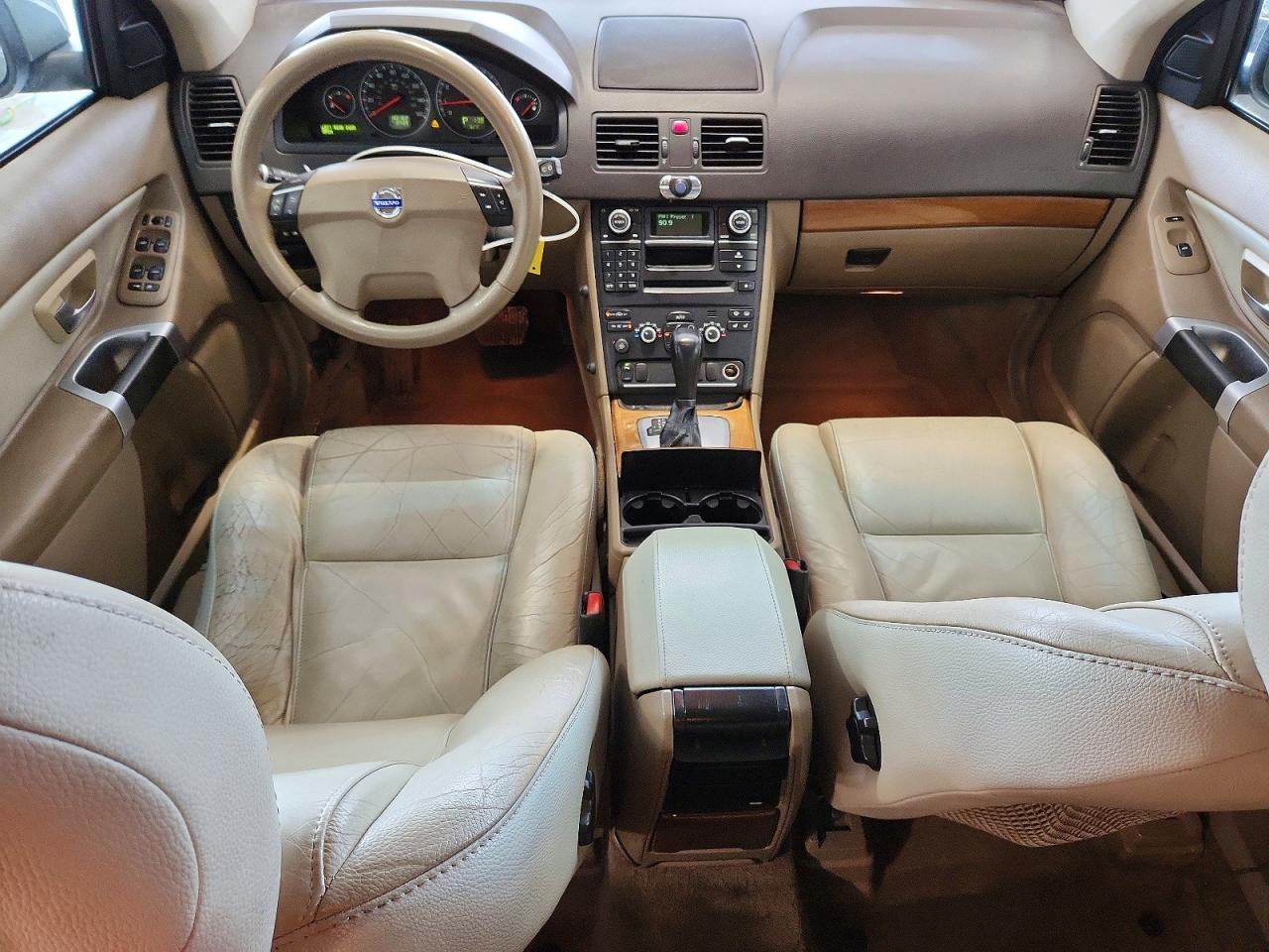 Volvo XC90 3.2