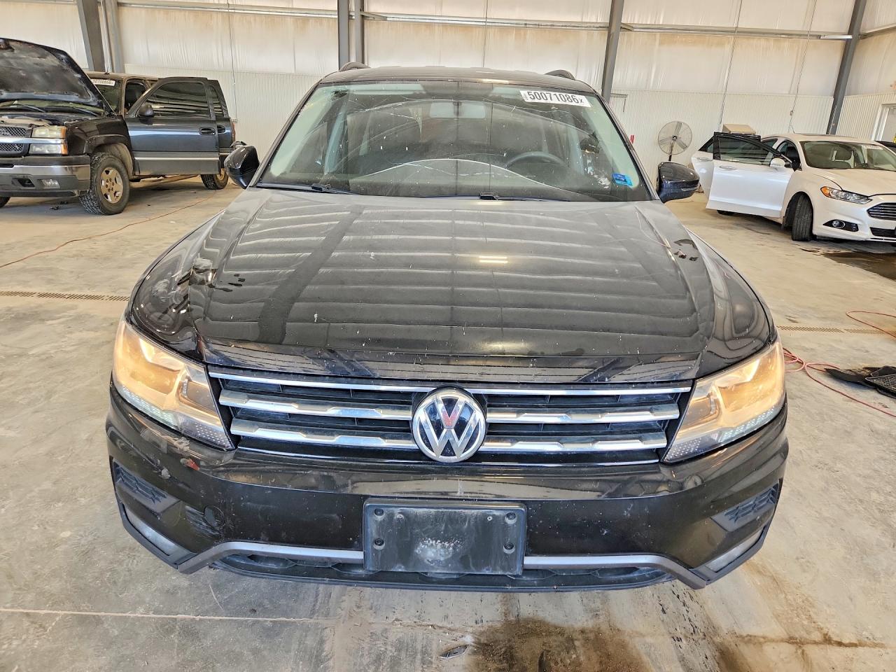 Volkswagen Tiguan S
