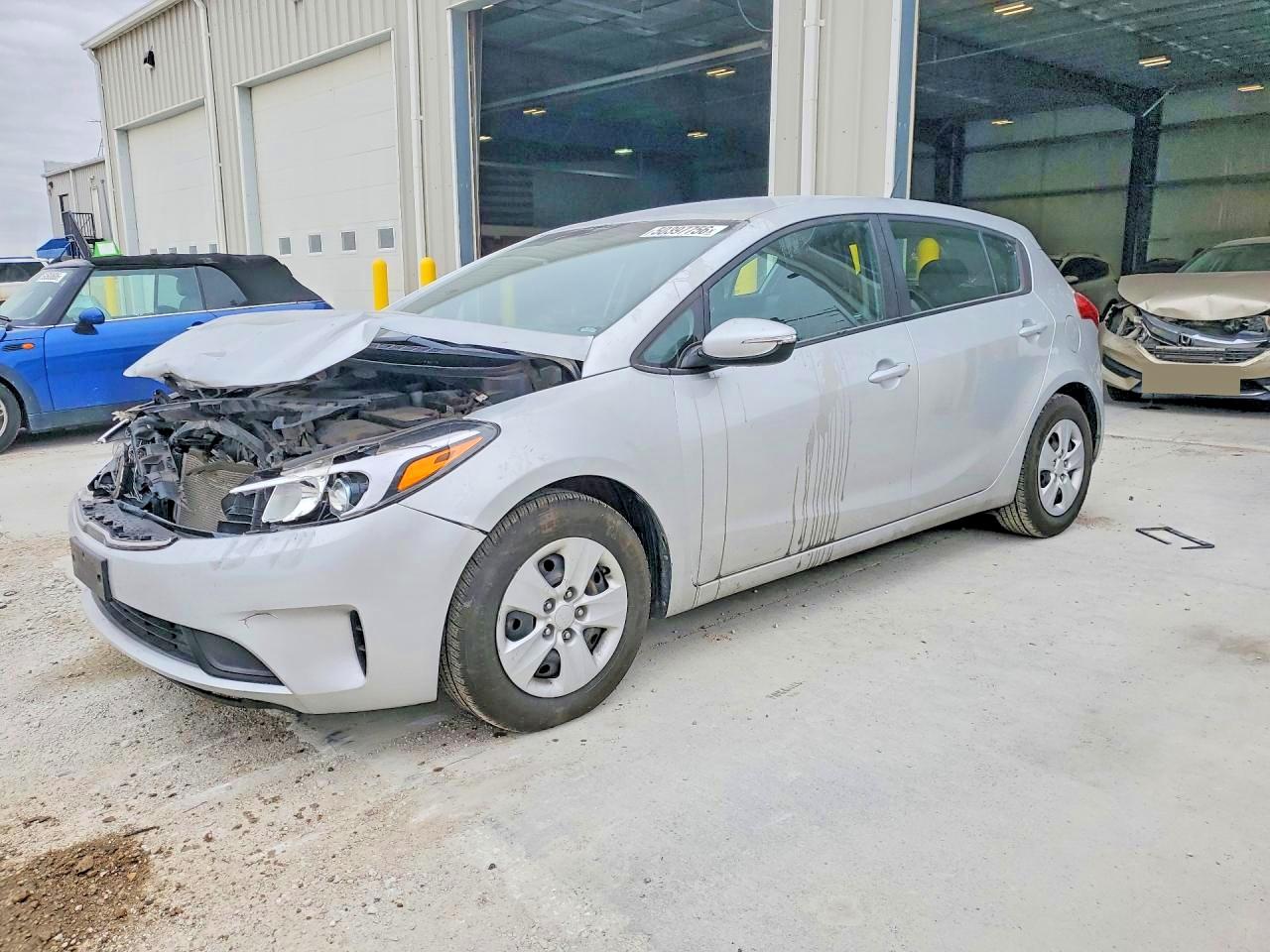 Salvage Kia Forte Image