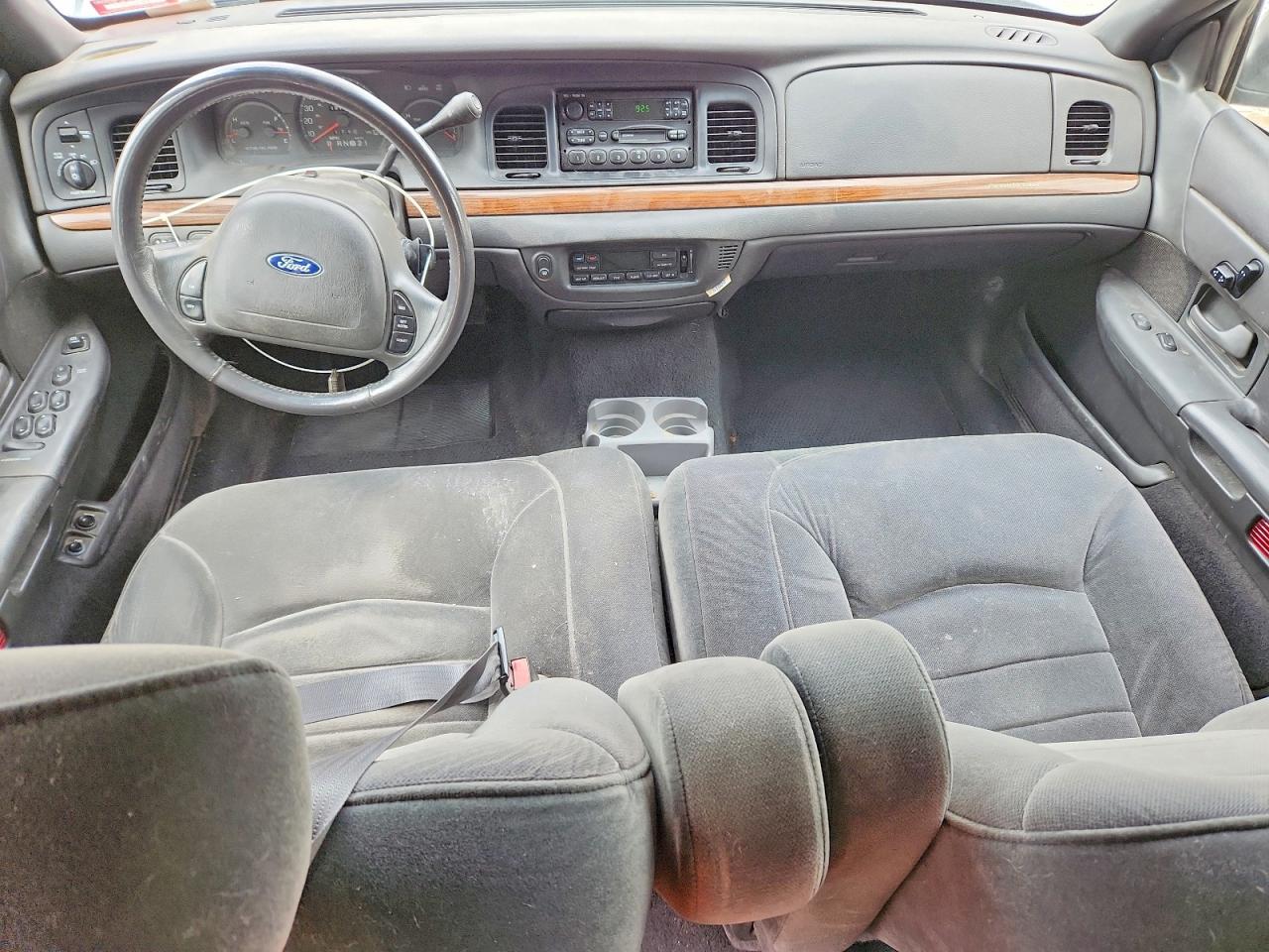 Ford Crown Vic Lx