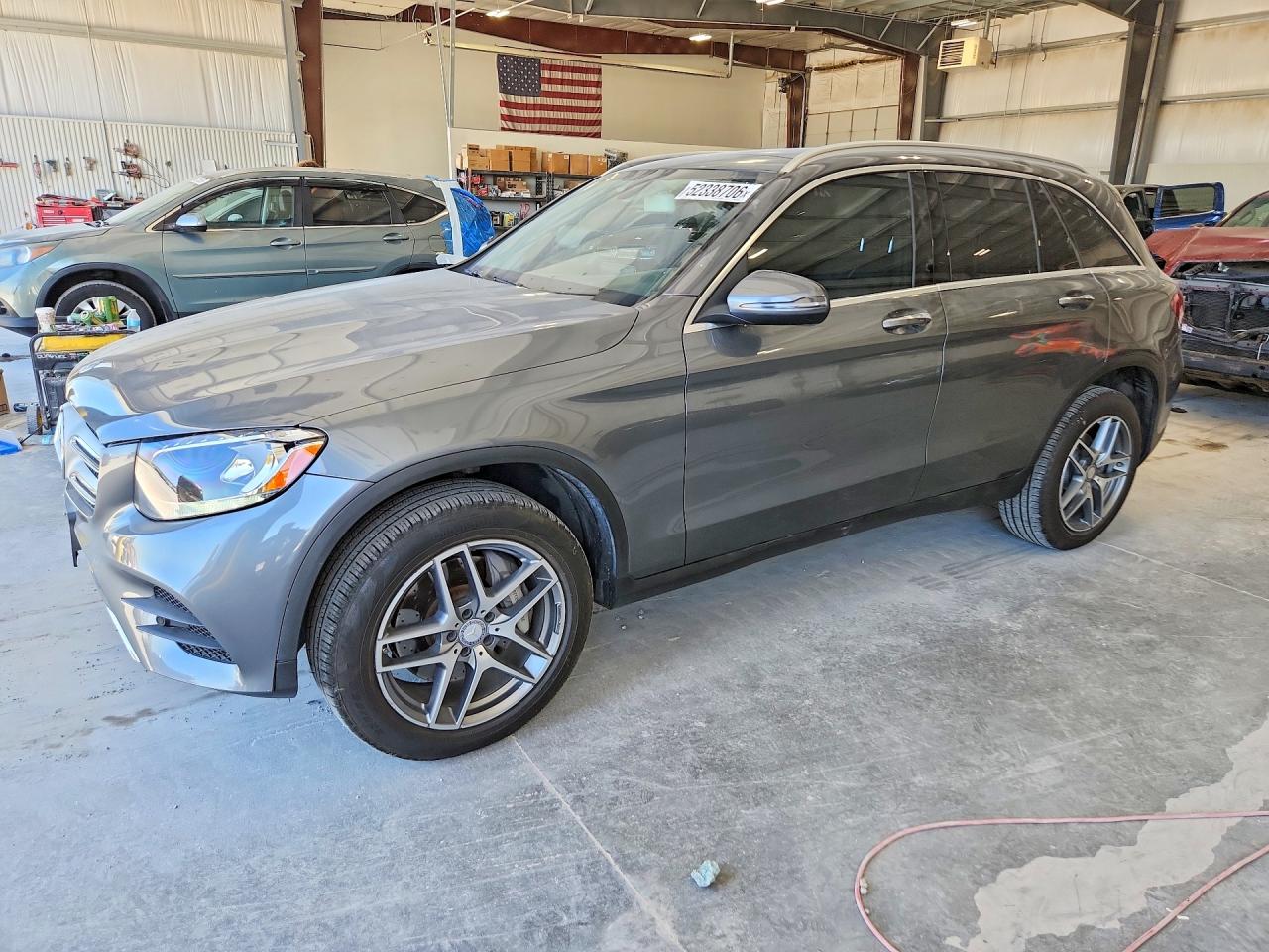 Salvage Mercedes-Benz GLC Image