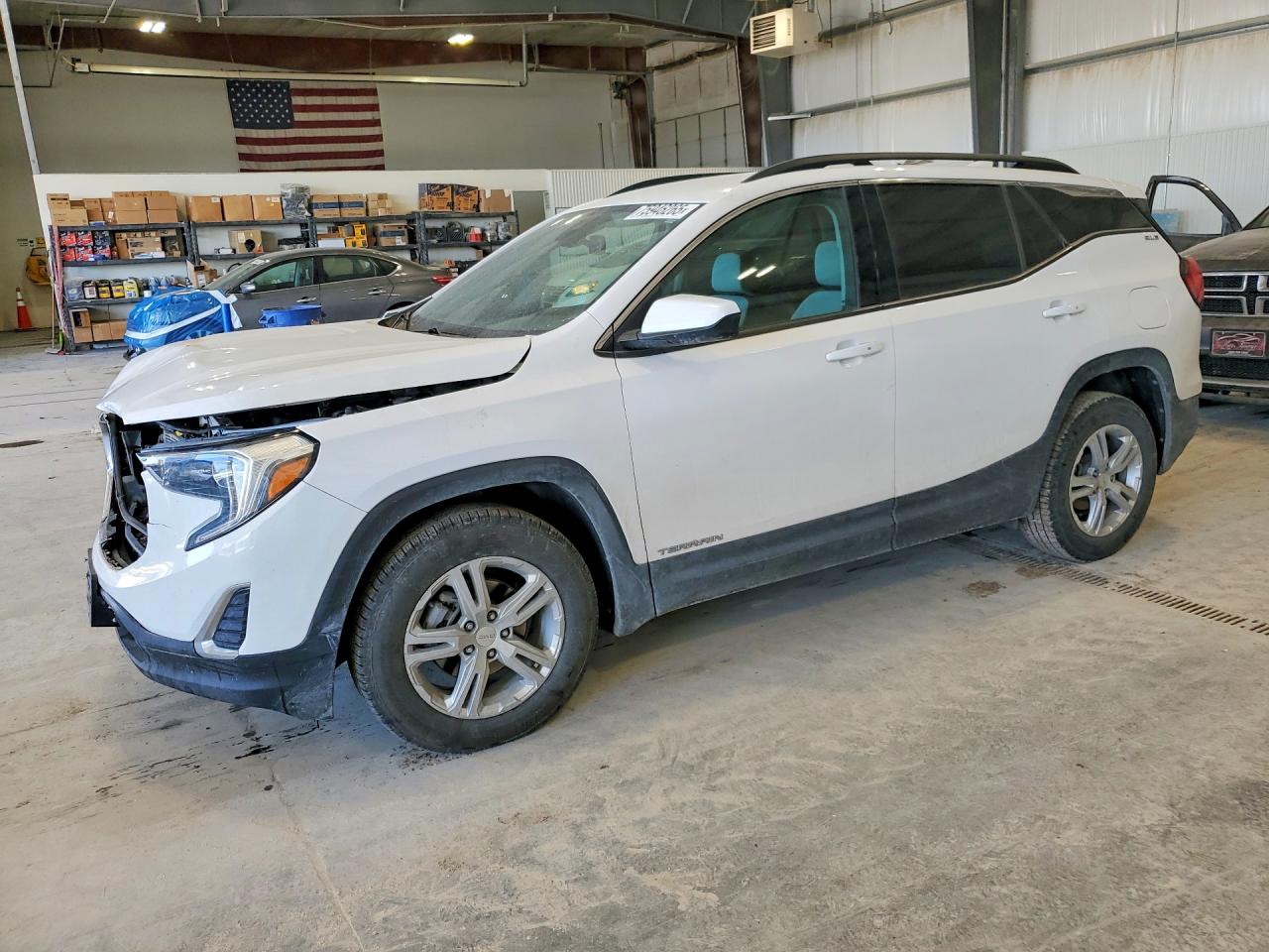 Salvage GMC Terrain Image
