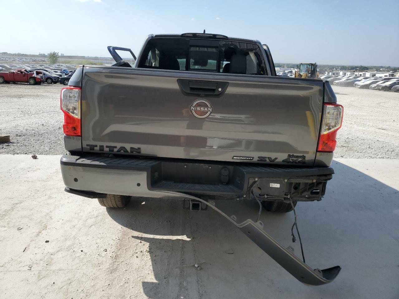 Nissan Titan Sv