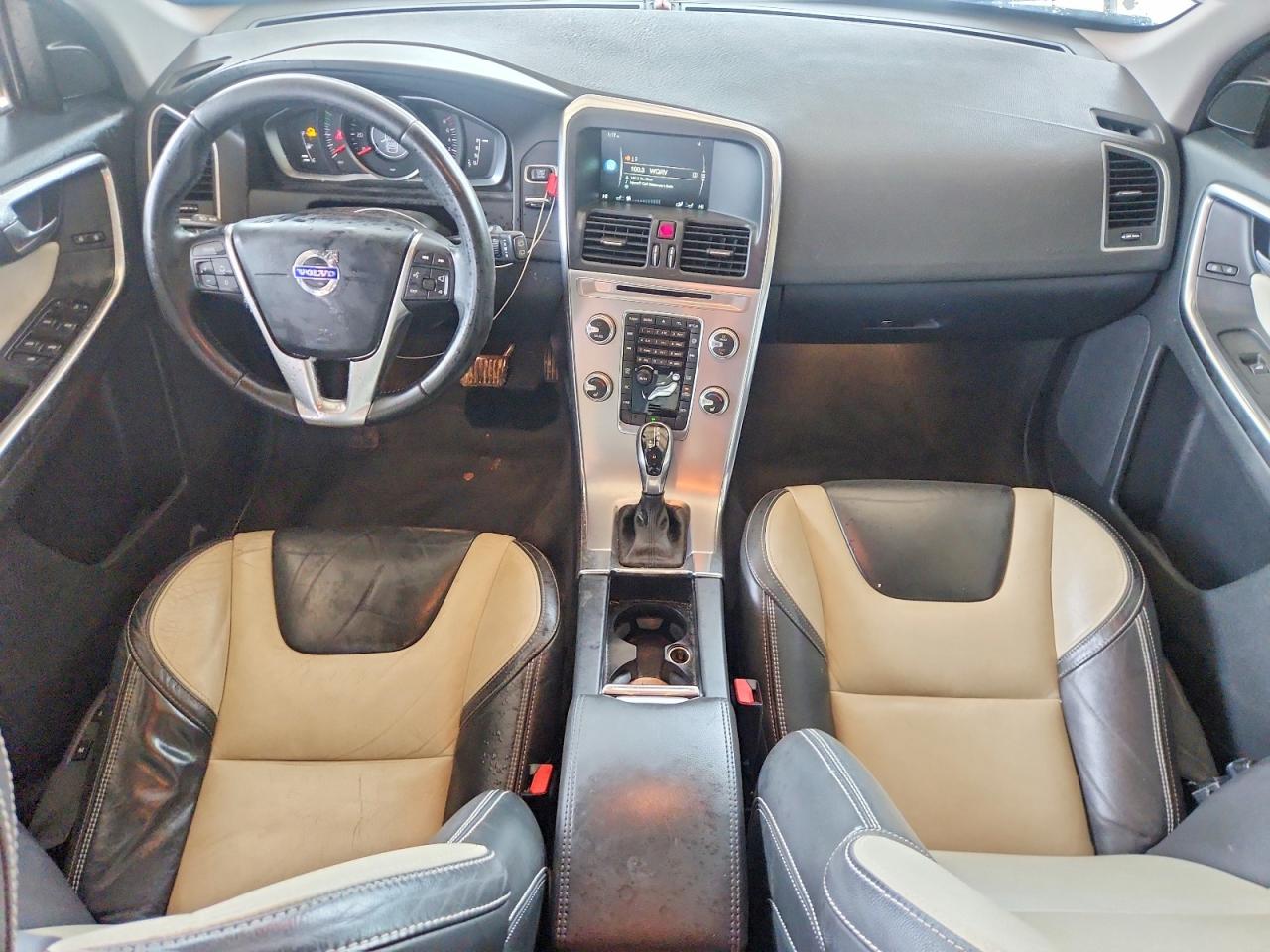 Volvo XC60 T5